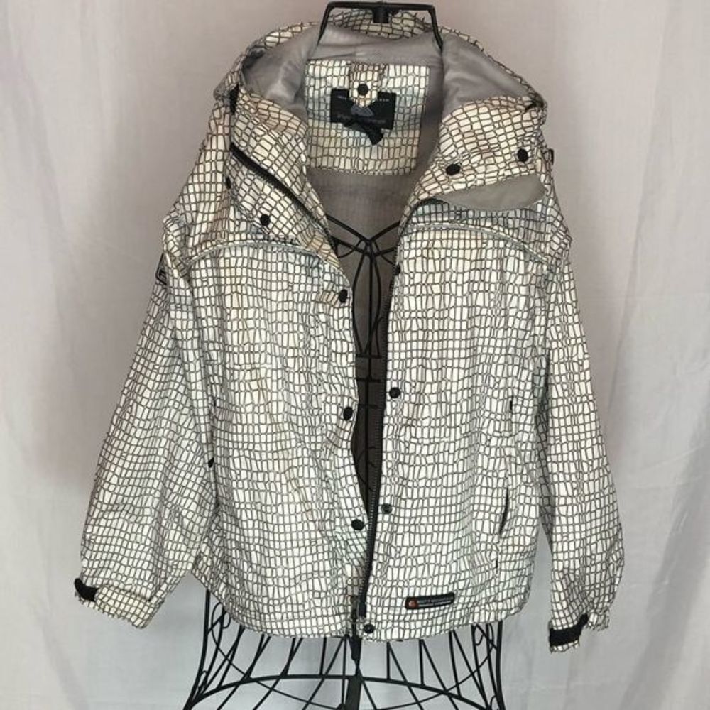 MISTY Mountain size XS lightweight rain spring jacket size